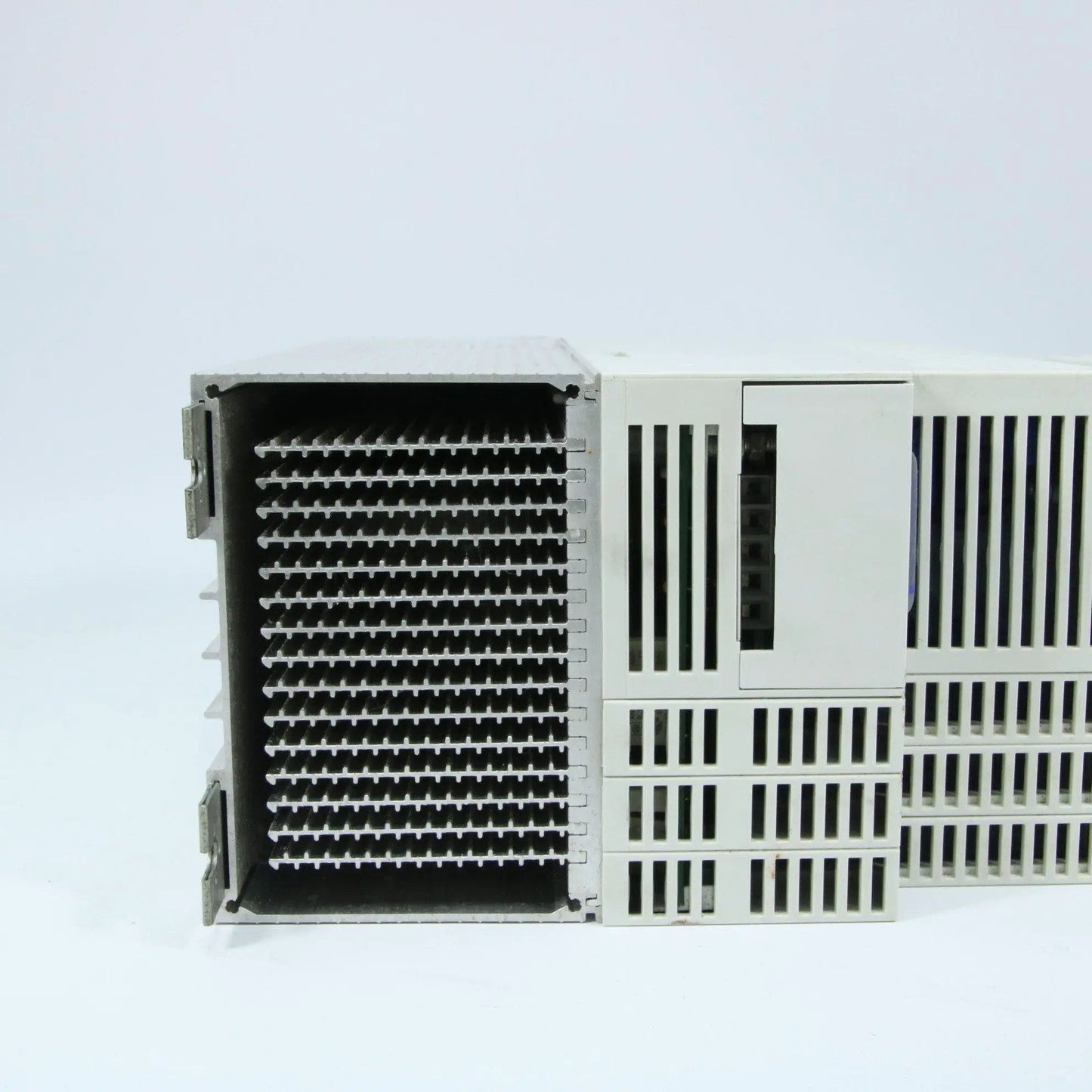 Lenze 9300 EVS9325  EVS9325-EPV004