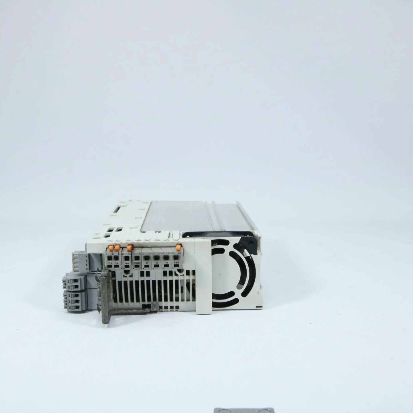 Lenze E82EV152_2C inverter