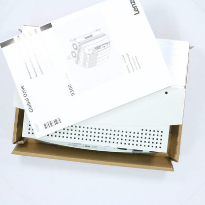 Lenze EVS9324-EPV004 servo controller