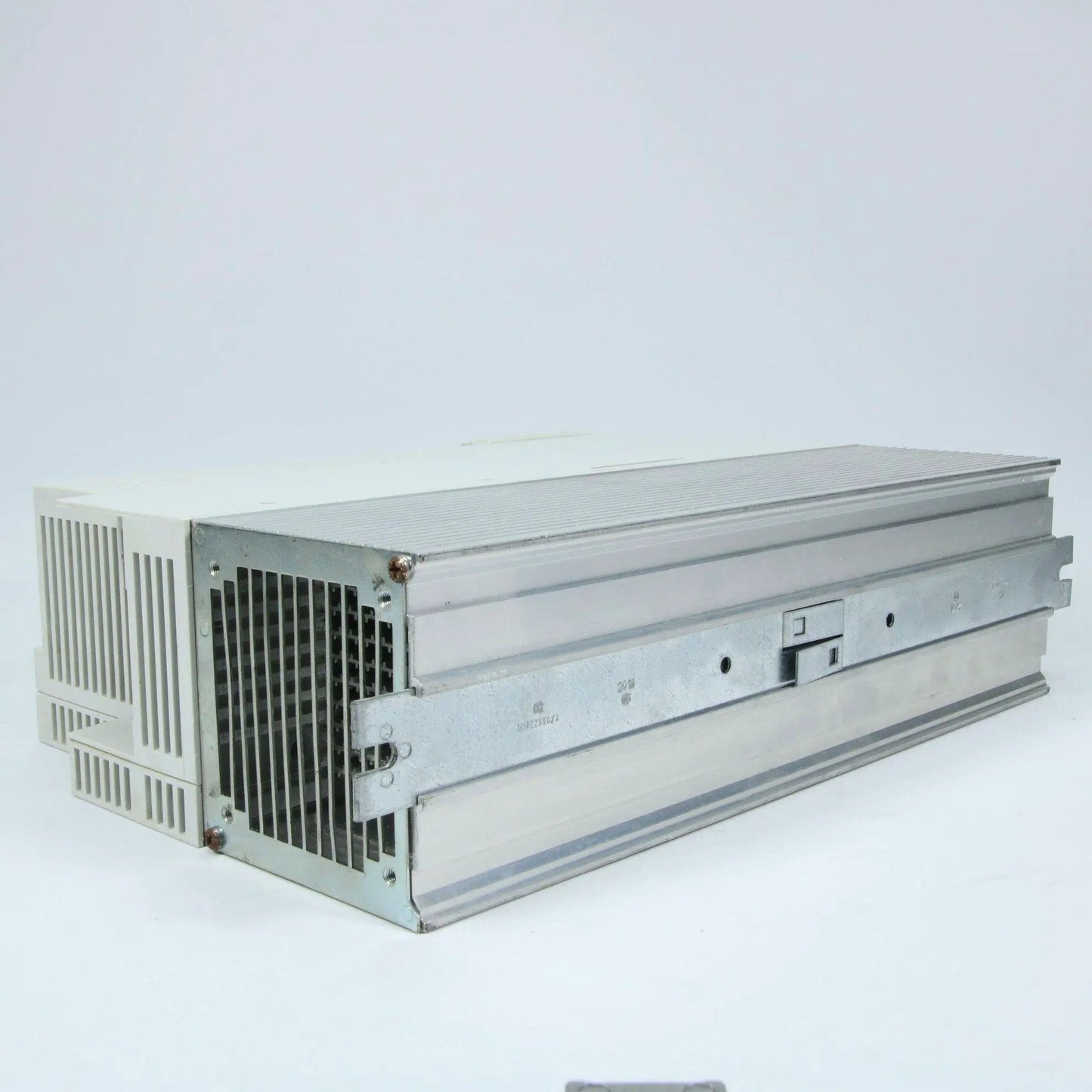 Lenze EVS9324-EPV004 servo controller