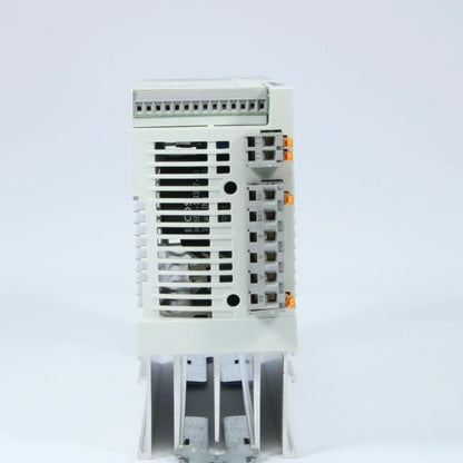 Lenze inverter 8200 vector E82EV751-2B