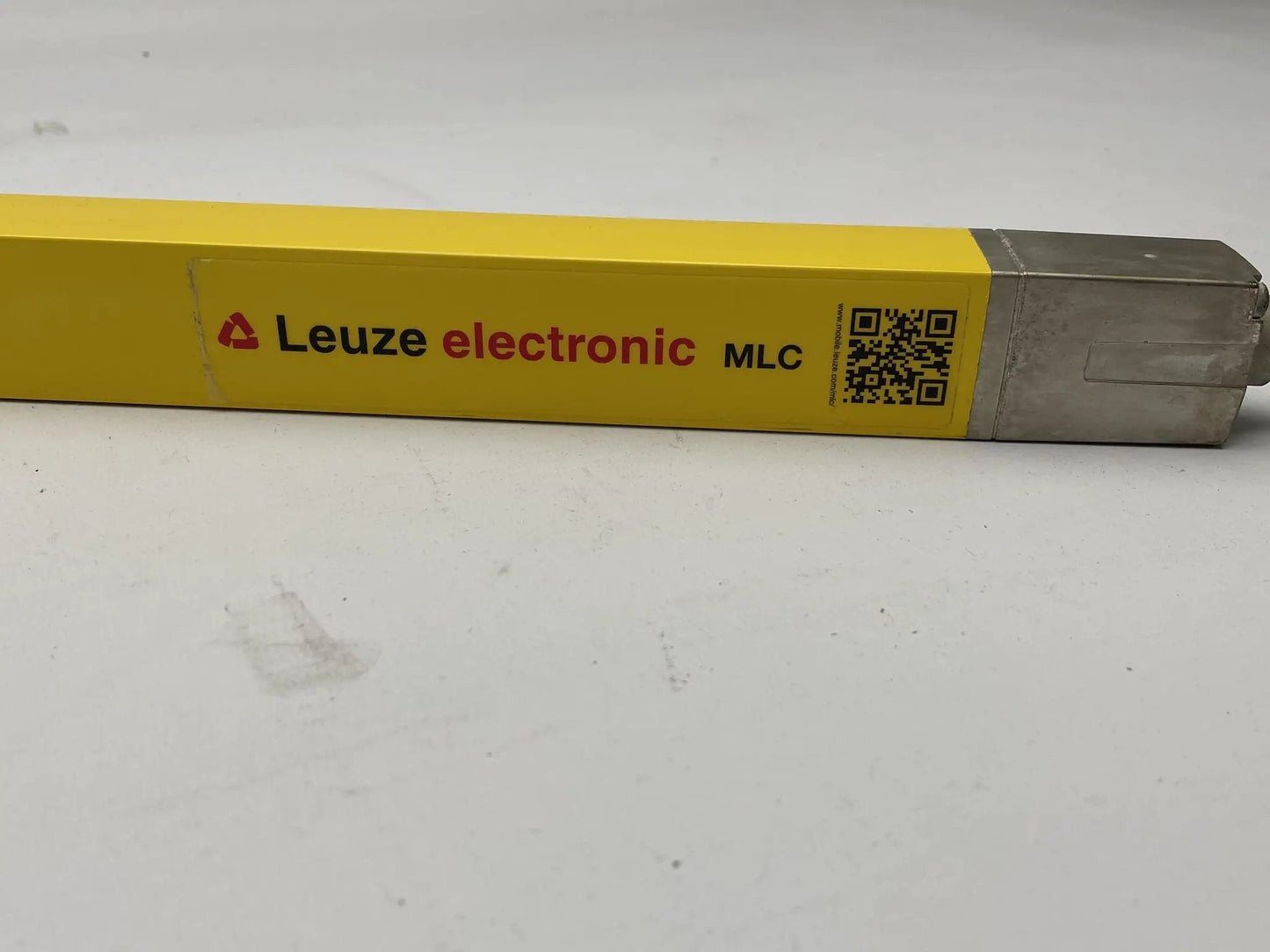 Leuze MLC500T30-900 68000309 Light Curtain Transmitter