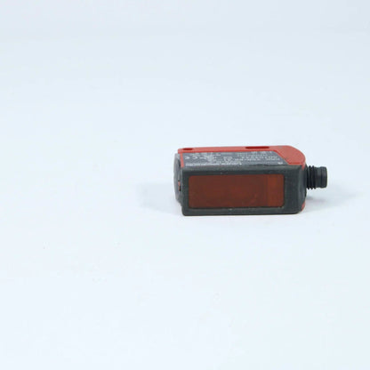 Leuze PRK 25B/66.31-S8 - Polarized retro-reflective Photoelectric Sensor