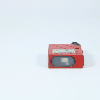 Leuze PRK 8/66-S12  Polarized Retro-Reflective Photoelectric Sensor