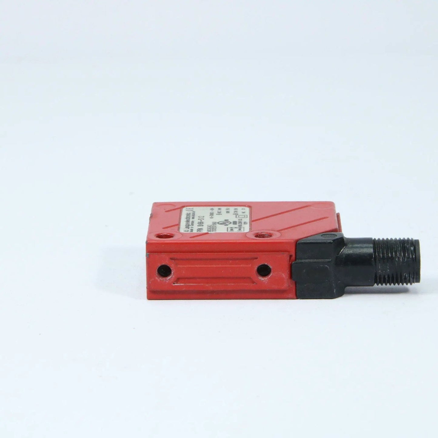 Leuze PRK 8/66-S12  Polarized Retro-Reflective Photoelectric Sensor