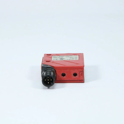 Leuze PRK 8/66-S12  Polarized Retro-Reflective Photoelectric Sensor