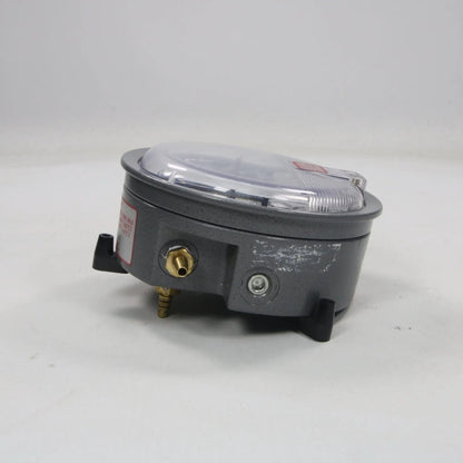 Magnehelic Pressure Gauge