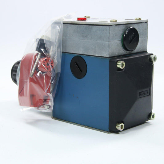 Mannesmann REXROTH Directional spool valve 3WE10CG24N9DZL