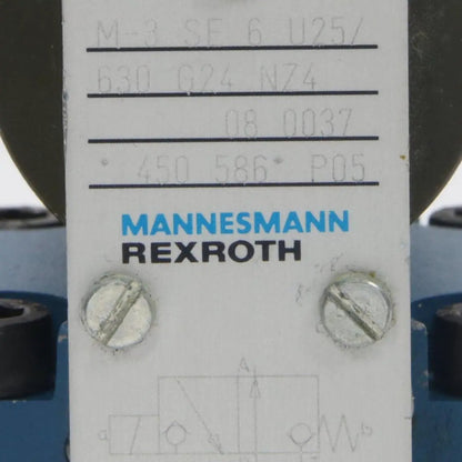 Mannesmann Rexroth M 3 SE 6 U25 630 G24 NZ4 Directional Control Valve