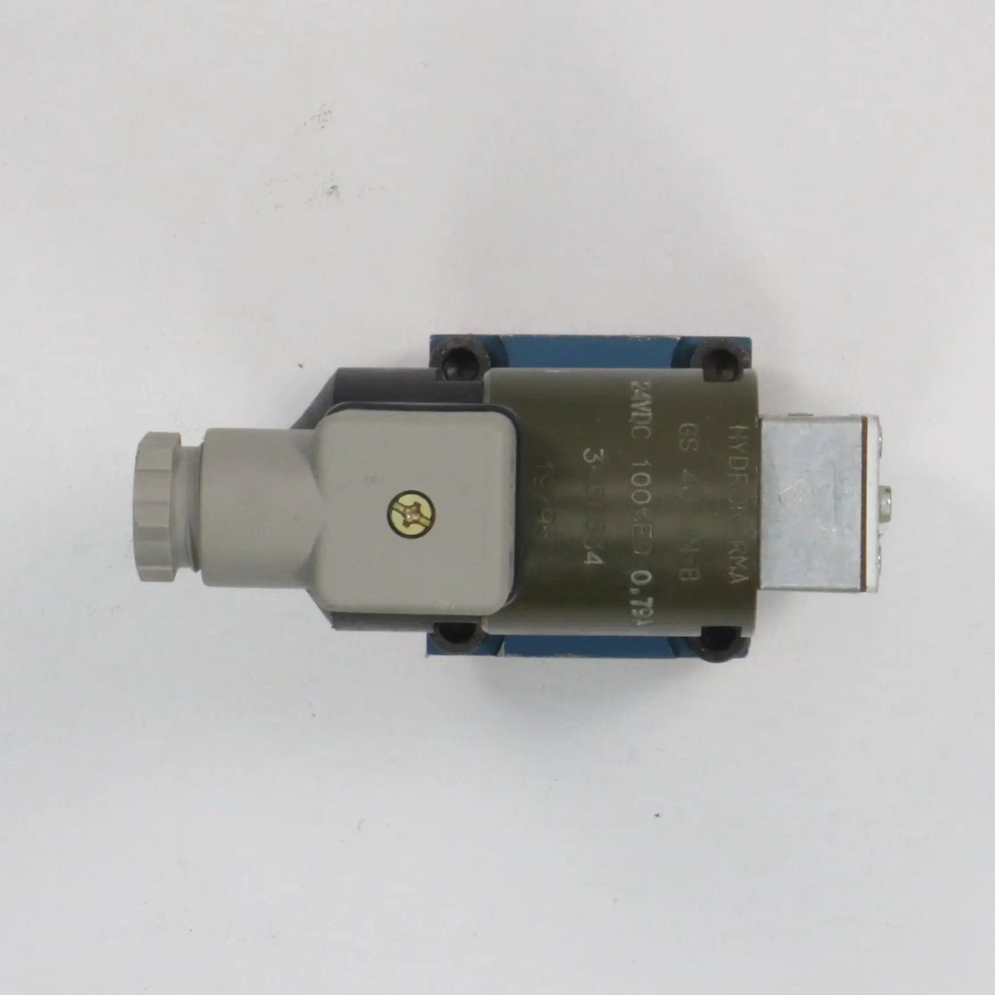 Mannesmann Rexroth M 3 SE 6 U25 630 G24 NZ4 Directional Control Valve