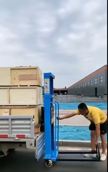 Meeneem electrische stapelaar