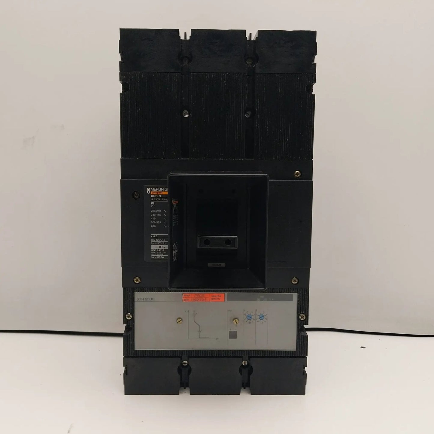 Merlin Gerin Compact C801N Circuit Breaker STR25DE