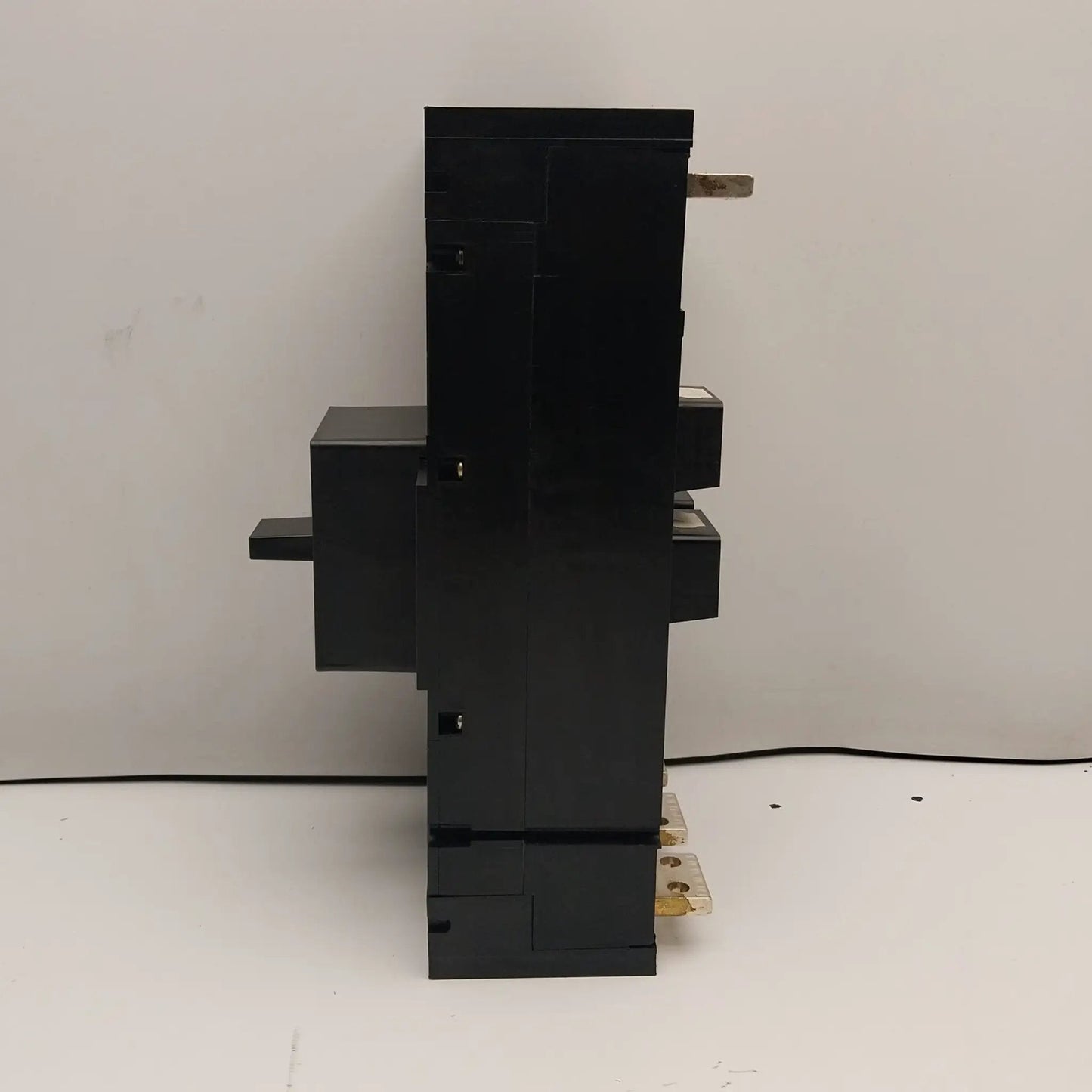 Merlin Gerin Compact C801N Circuit Breaker STR25DE