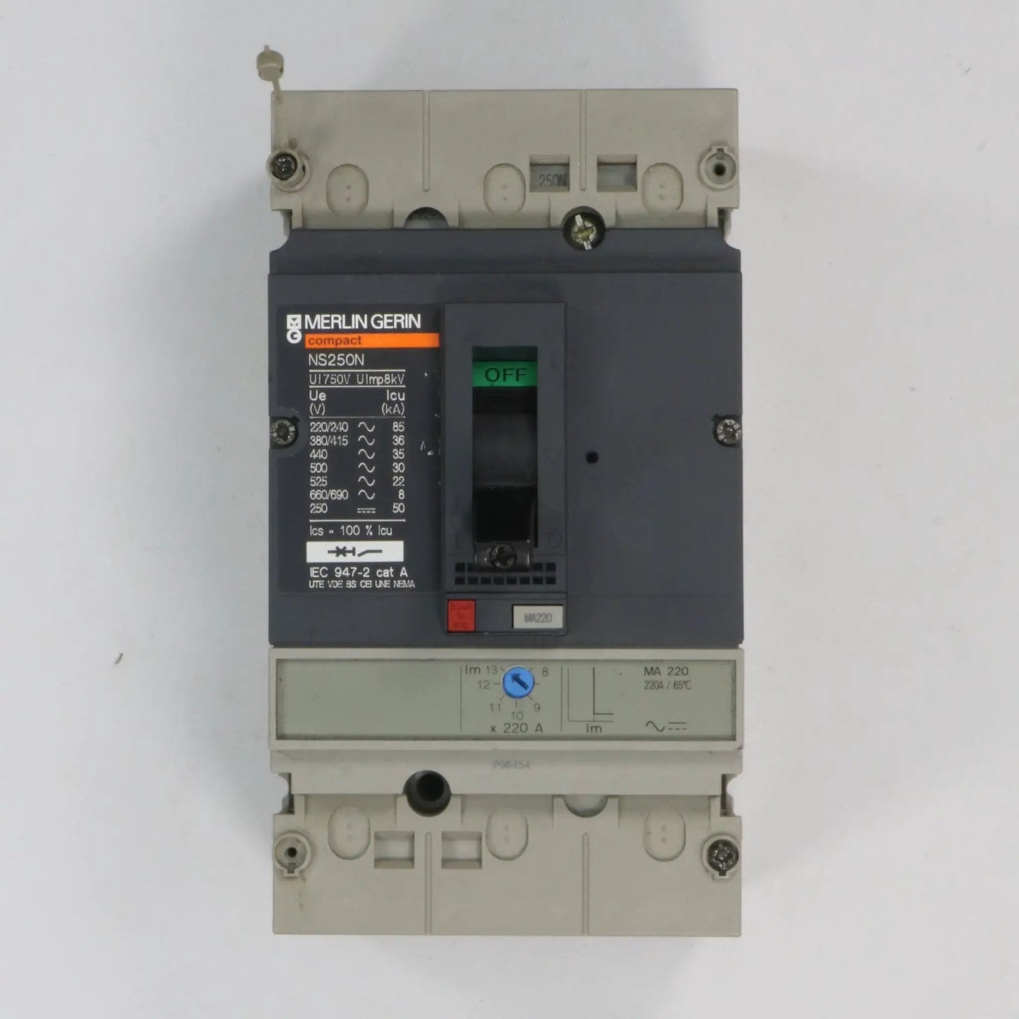 Merlin Gerin Compact NS250N Circuit Breaker MA220