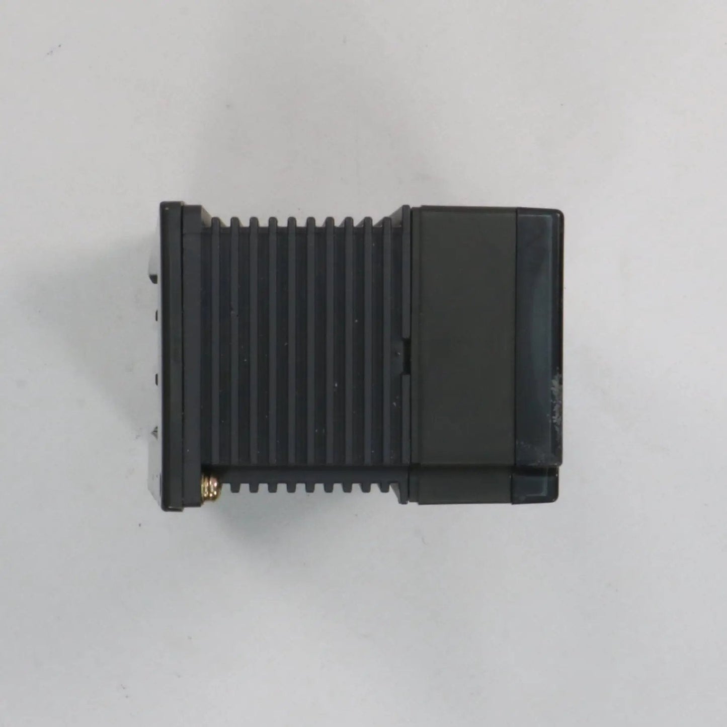 Mitsubishi Electric AY61CE Programmable Controller Output Module