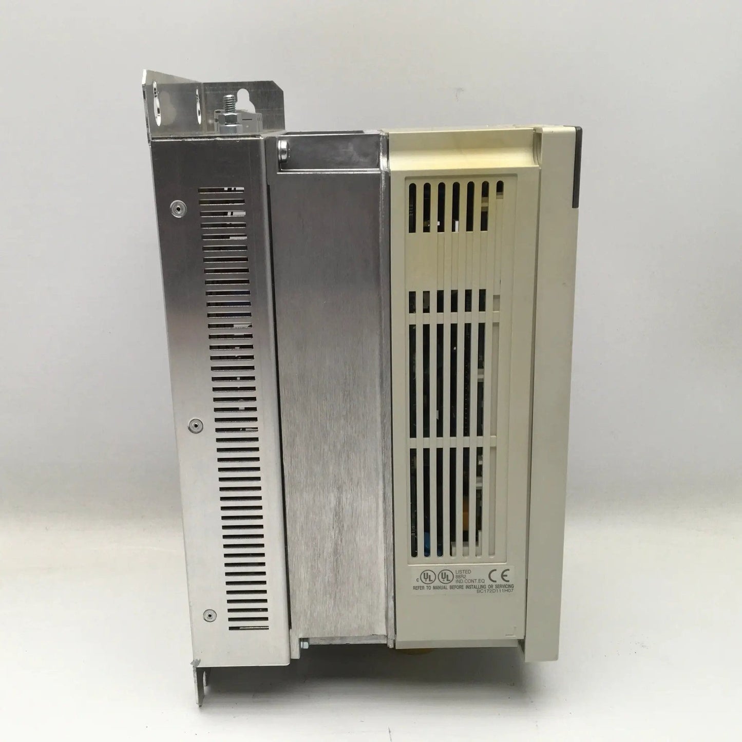 Mitsubishi Frequency Drive Inverter FR-A540-0 75K-EC/FR-DU-04