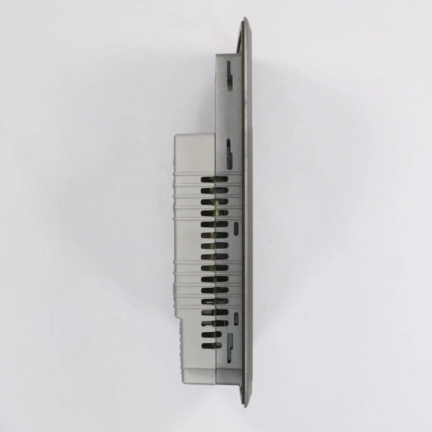Mitsubishi/Beijer E1070 Operator Panel