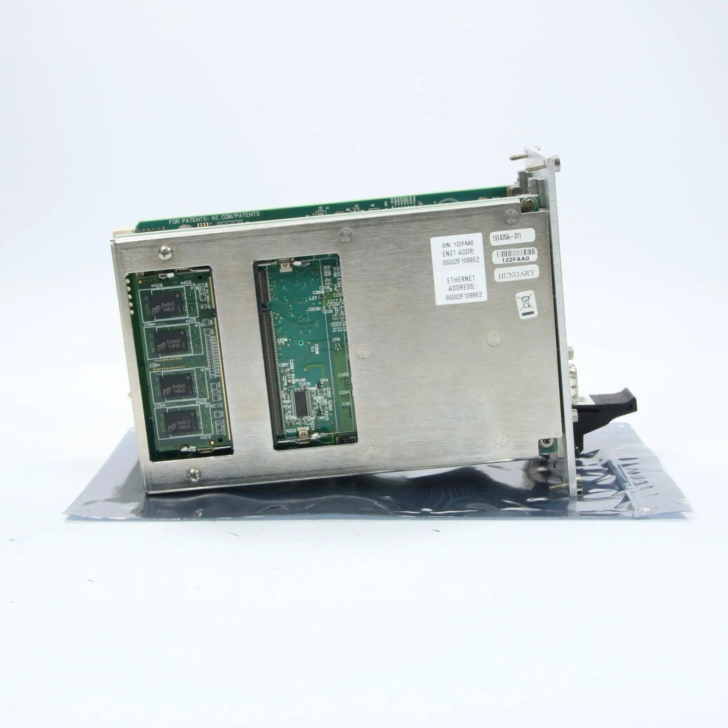 National Instruments Corporation NI PXI 8195