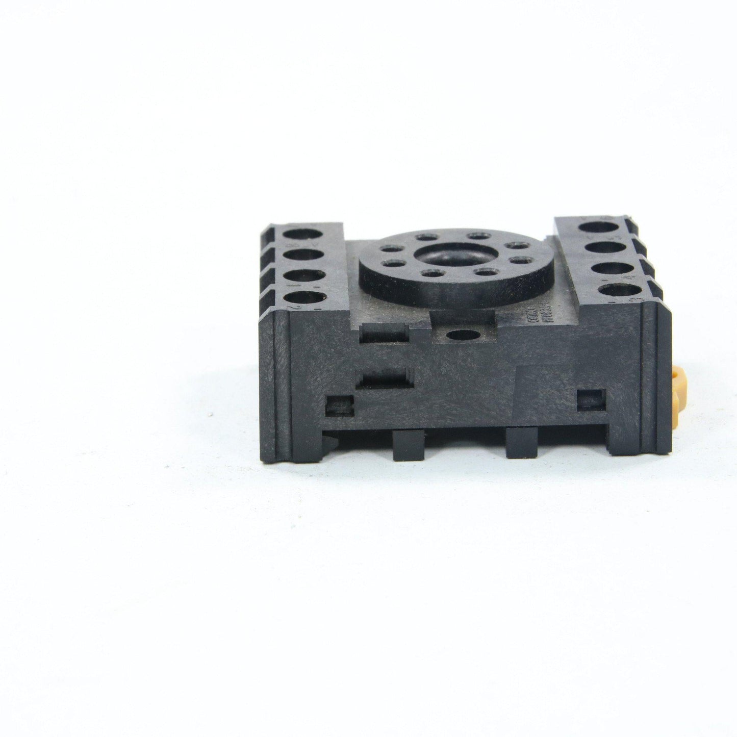 OMRON PF083A-E 8 RELAY SOCKET