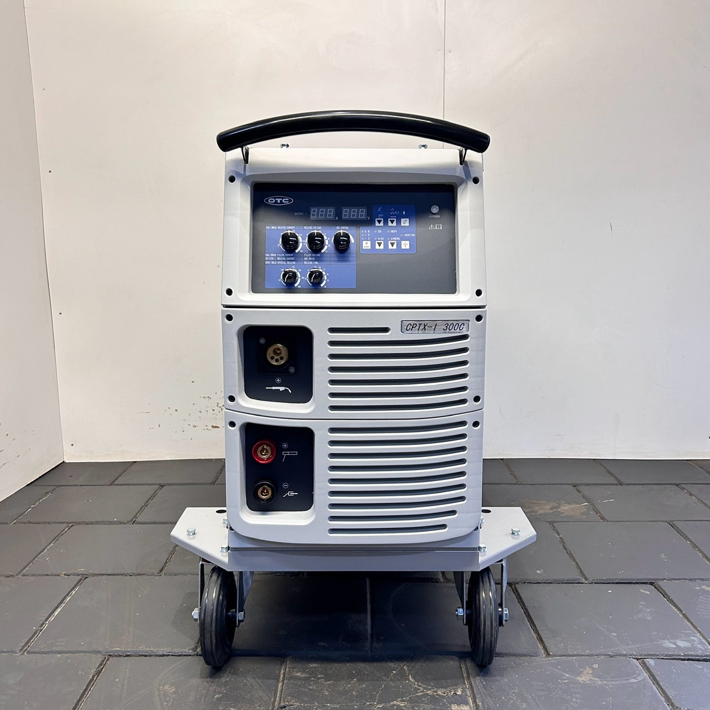 OTC CPTX-i 300C – Synergische Mig Mag