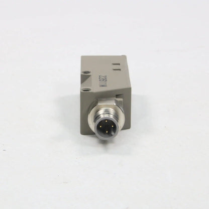 Omron E3S-CR67 Transparent Bottle Sensor