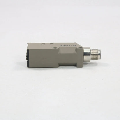 Omron E3S-CR67 Transparent Bottle Sensor