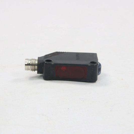 Omron E3Z-D86 Photoelectric Sensor