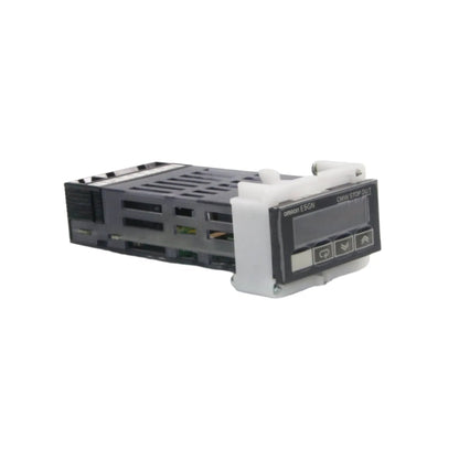 Omron E5GN Q1P Temperature Controller