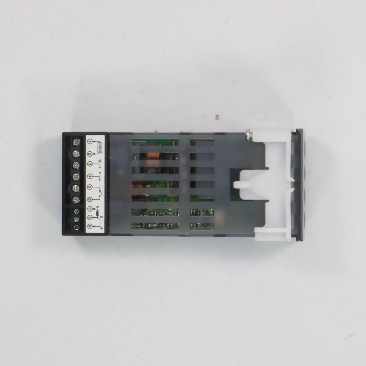 Omron E5GN Q1P Temperature Controller