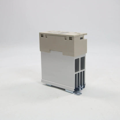 Omron G3PA-220B-VD Solid State Relay