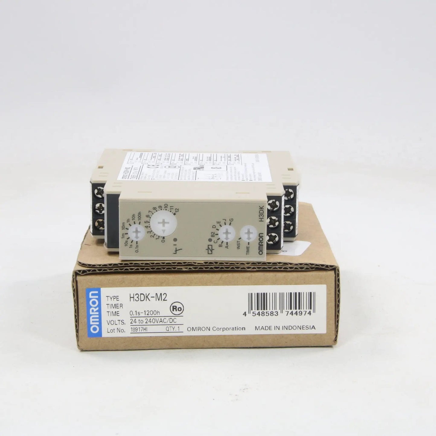 Omron H3DK-M2 Timer Relay