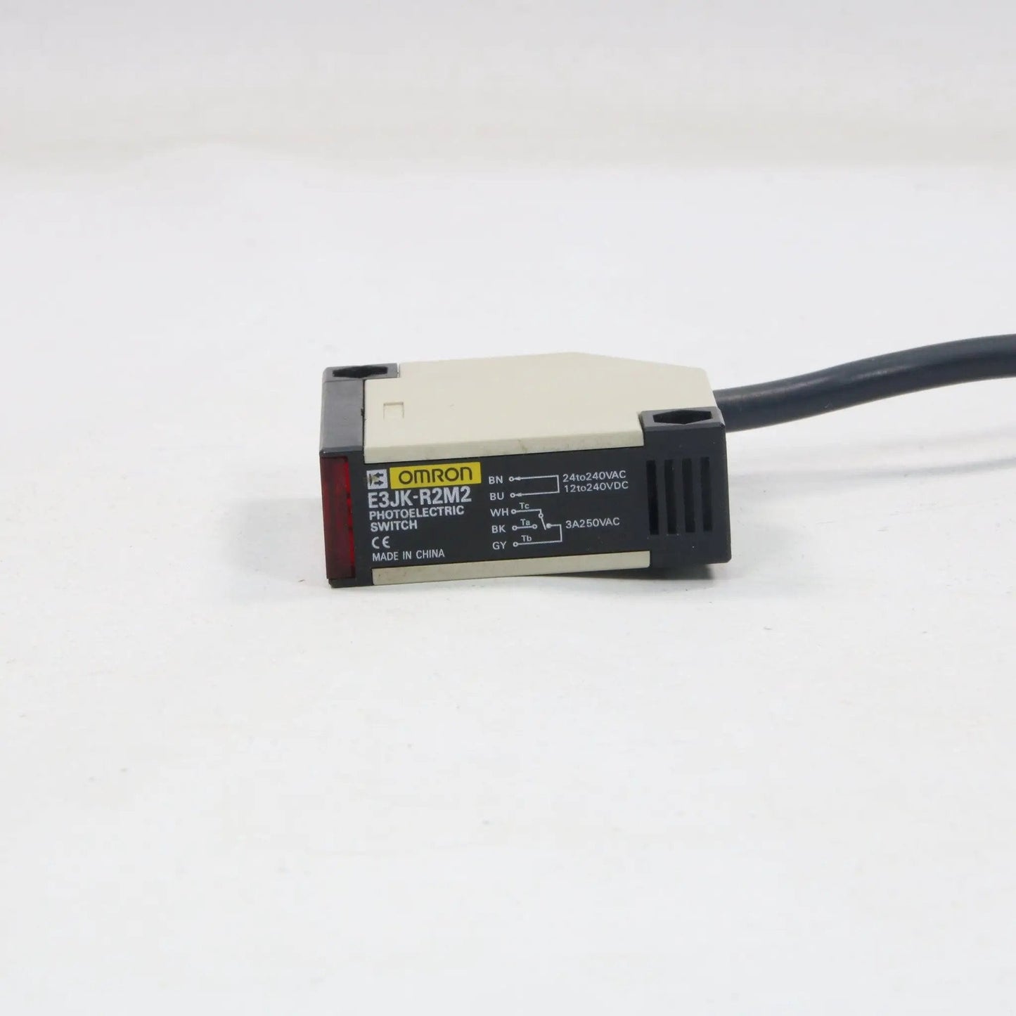 Omron Photoelectric Switch E3JK-R2M2