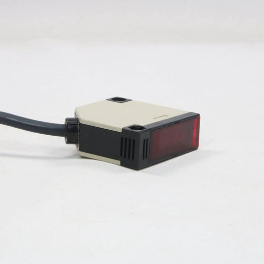 Omron Photoelectric Switch E3JK-R2M2