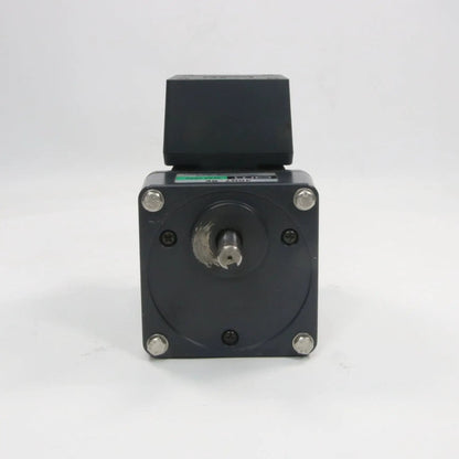Oriental Motor 4IK25GN UT4 Induction Motor with 4GN7 5K Gear Head