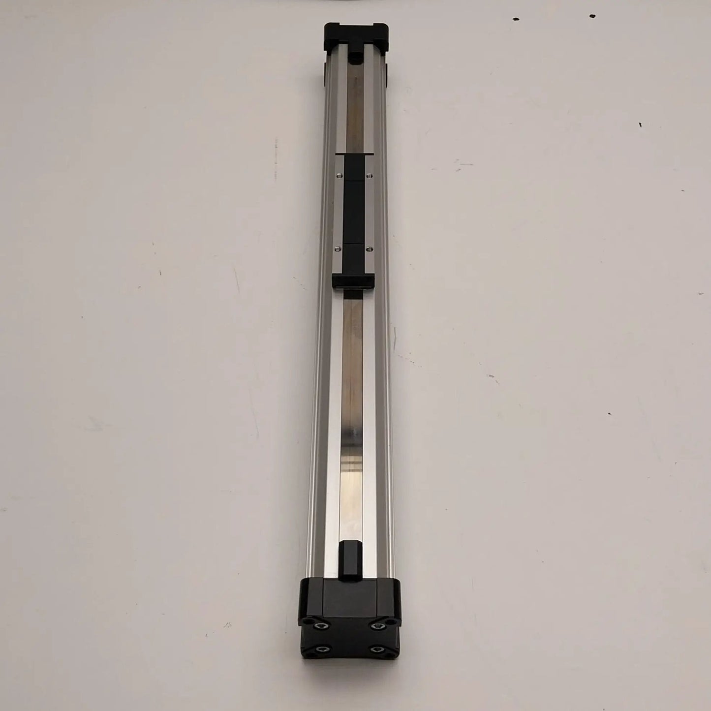 Parker OSP-P Rodless Pneumatic Actuator – Model OSPP400000000350000000000