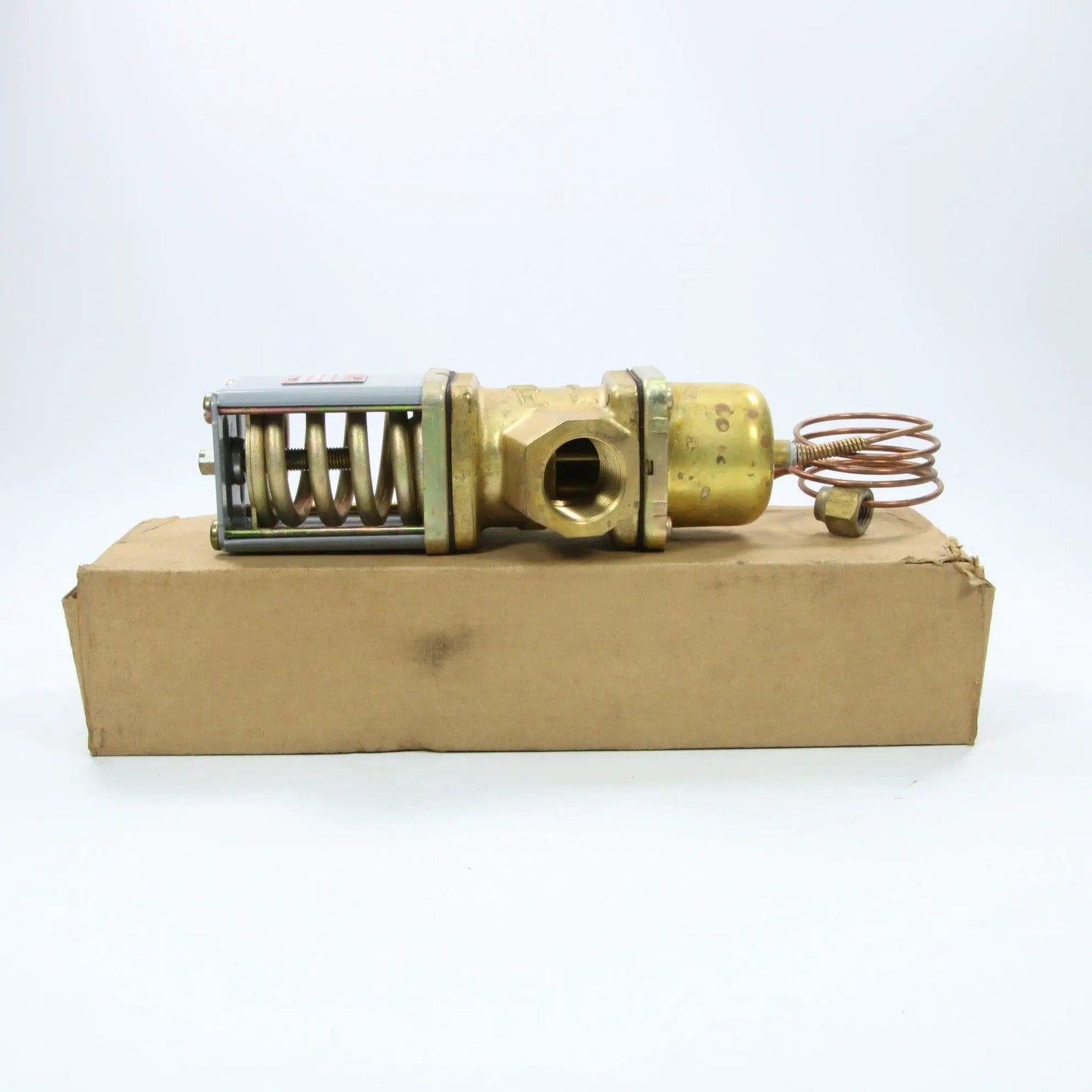 Penn Water Regulator V46AC 9600 Valve