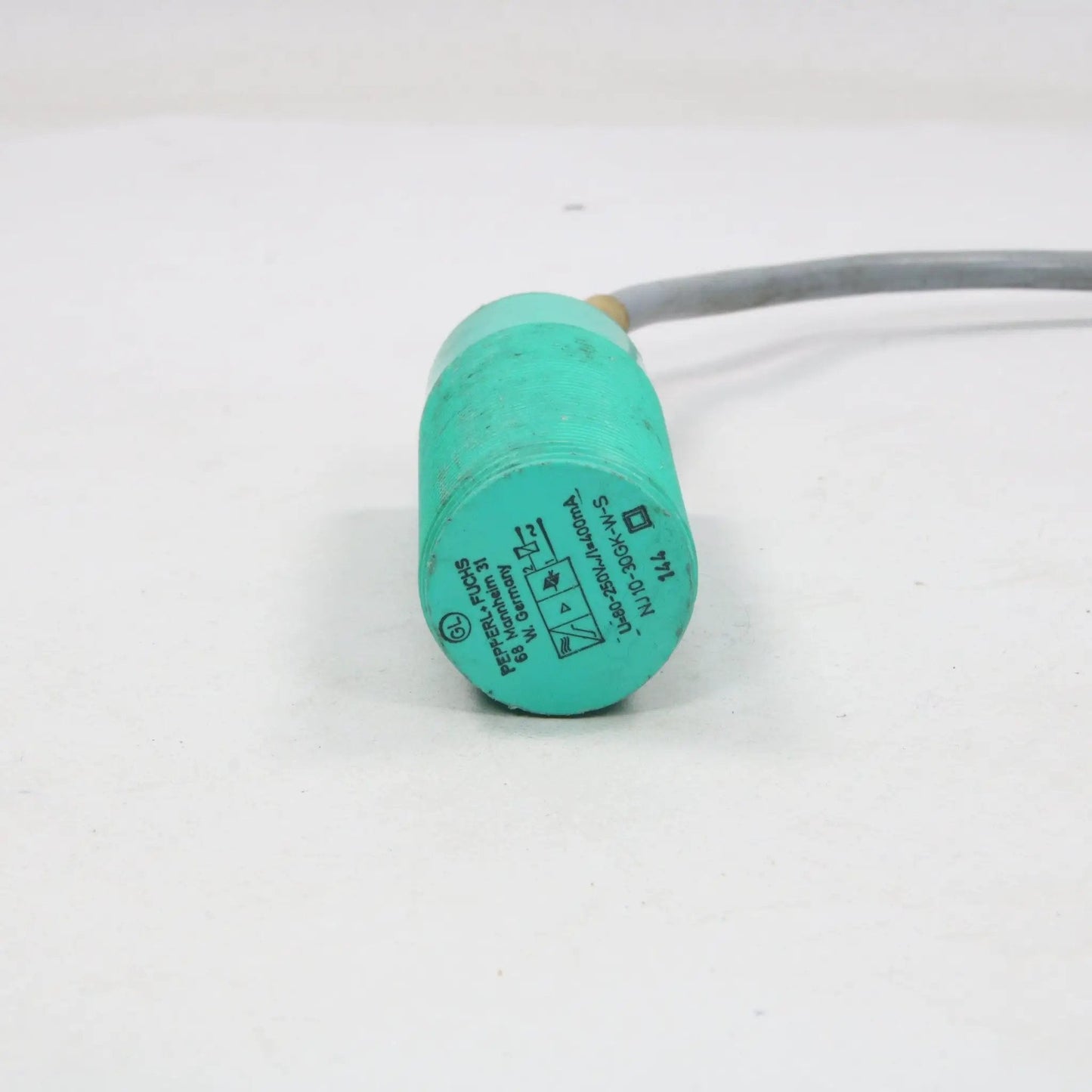 Pepperl + Fuchs Inductive Sensor NJ10-30GK-W-S