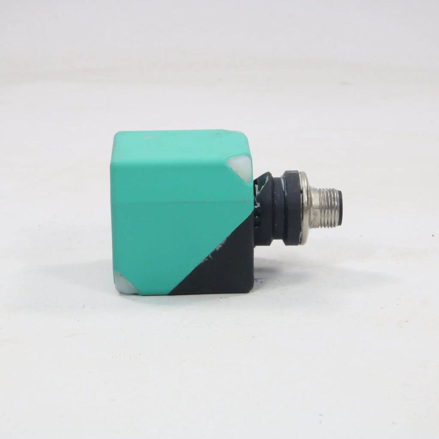 Pepperl + Fuchs NBN40-L2-E2-V1 Inductive Sensor