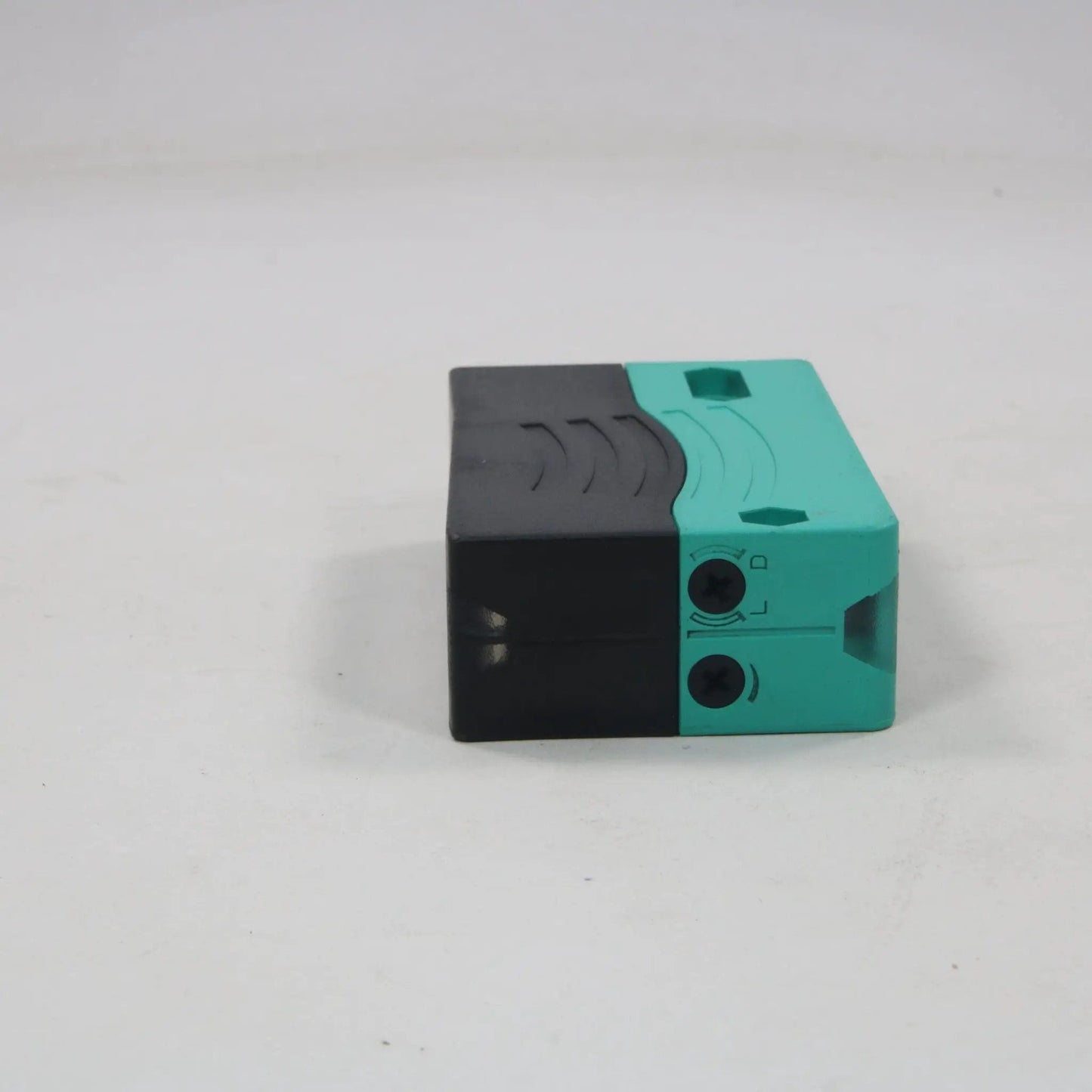 Pepperl + Fuchs RL28-8-H-700RT/47/105