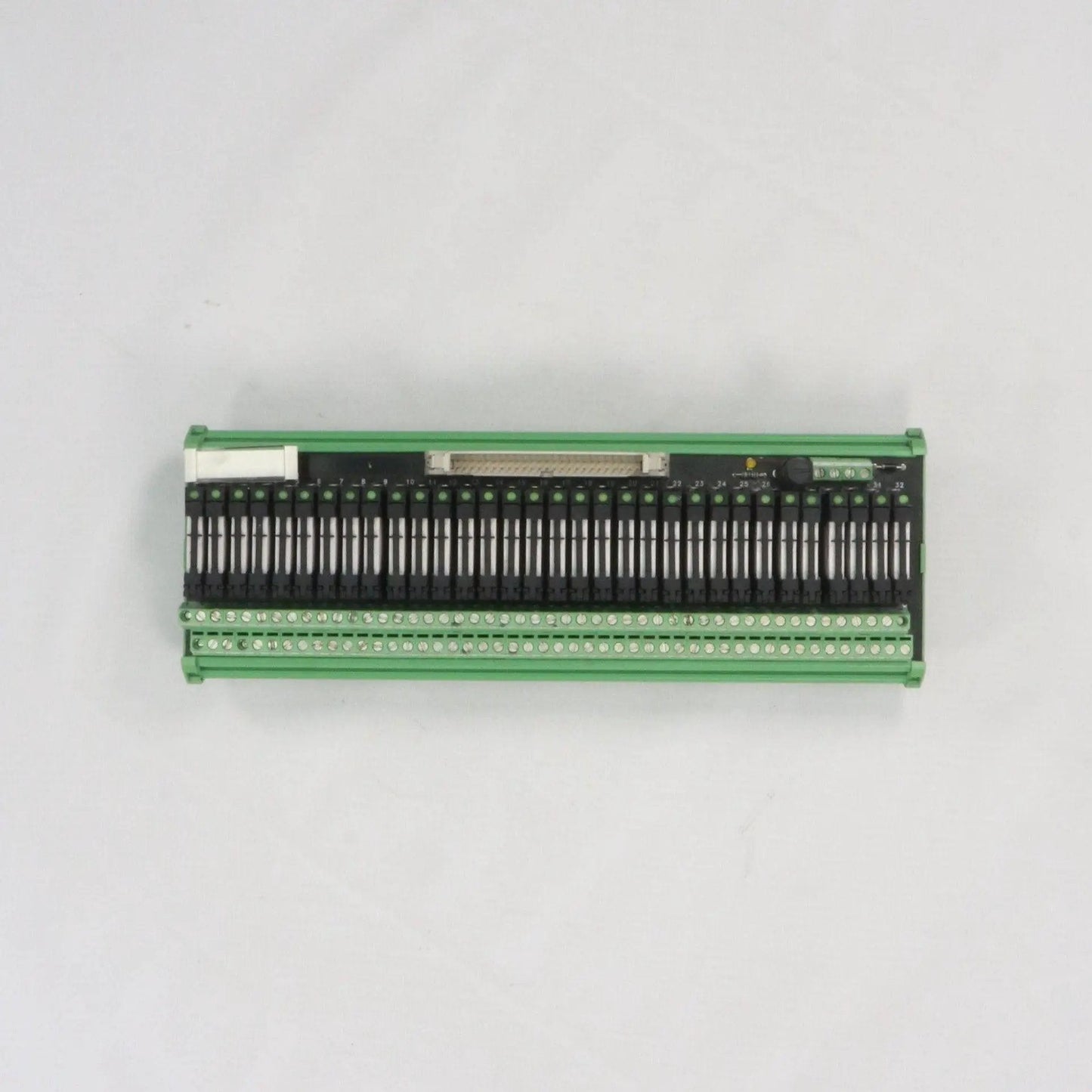 Phoenix Contact UMK 32R G24 21 PLC F SO Module
