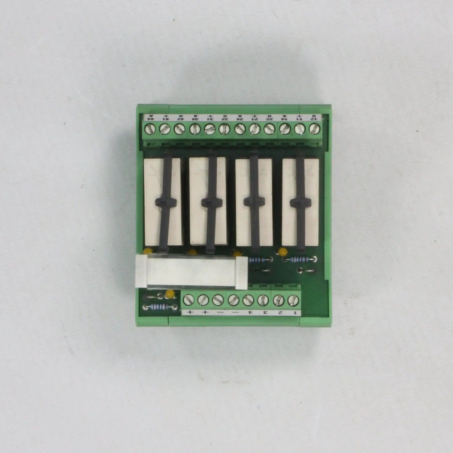 Phoenix Contact UMK-4 RM 24DC Multiple Relay Module