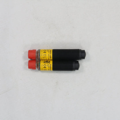 Pilz Emitter/Receiver Light Curtain