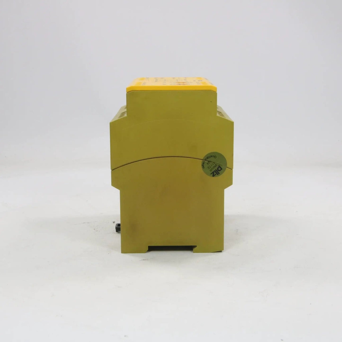 Pilz PNOZ 2VQ Safety Relay 774013