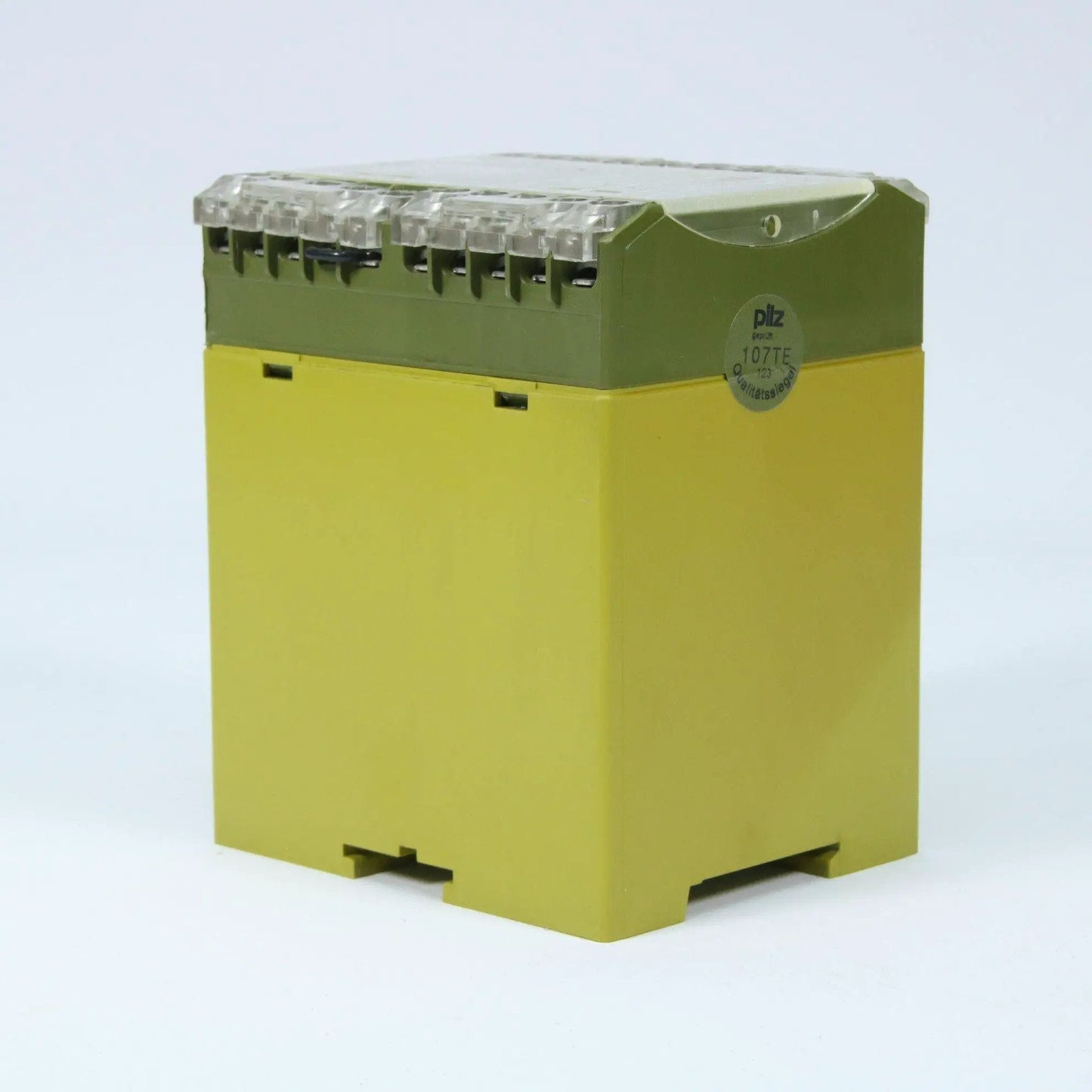 Pilz PNOZ 3S 474695 safety relay