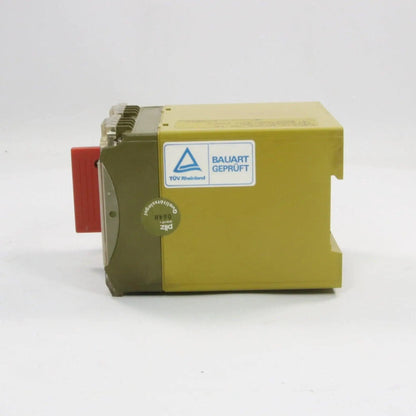Pilz PNOZ 6 Safety Relay