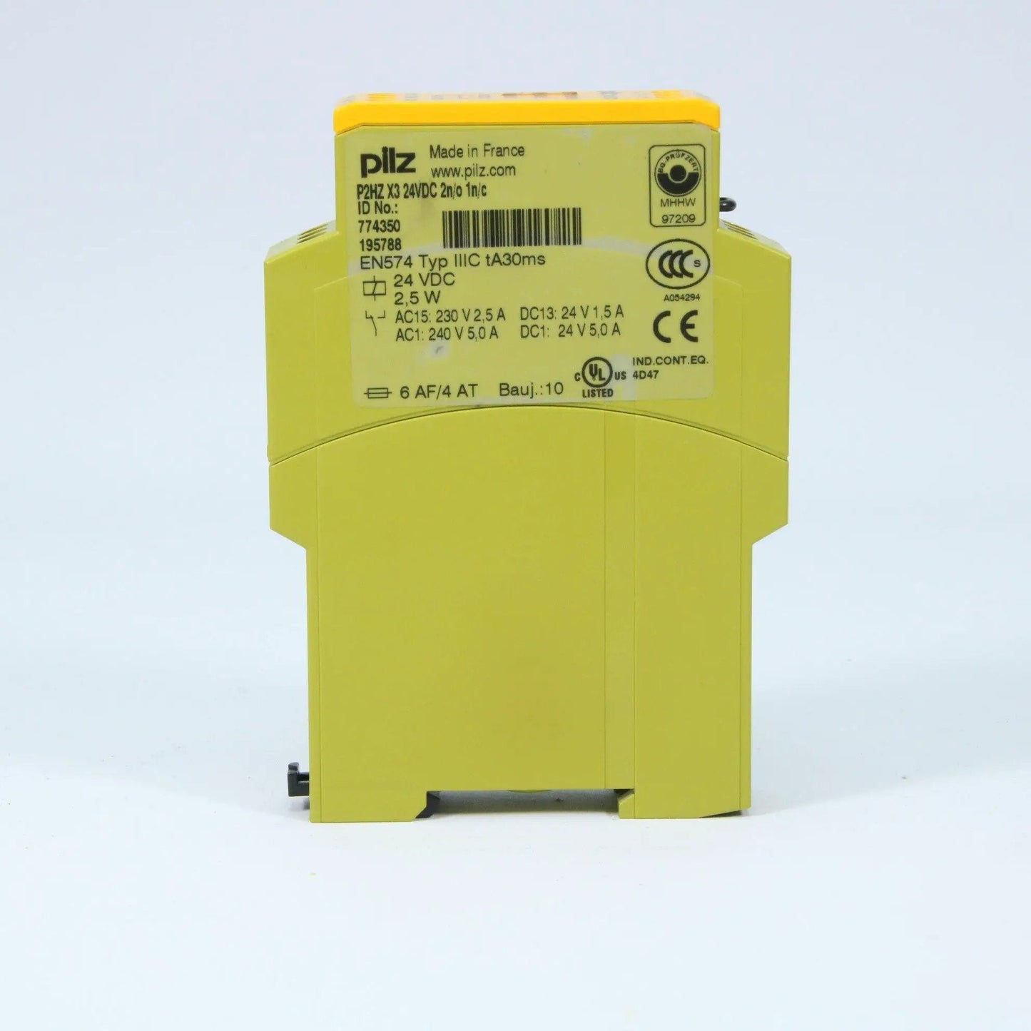 Pilz  PNOZ X1 24VAC/DC 3n/o 1n/c 774350