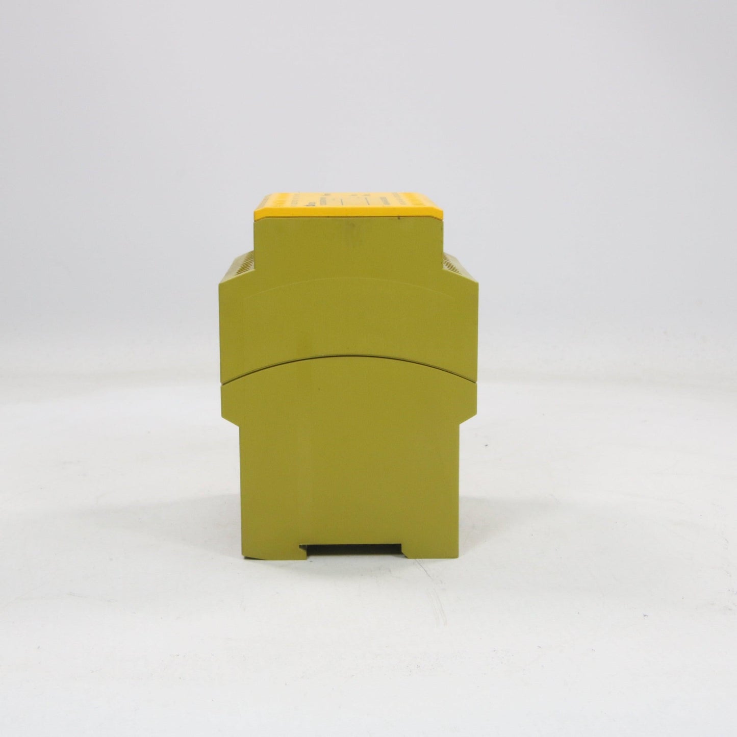 Pilz PNOZ X10 Safety Relay