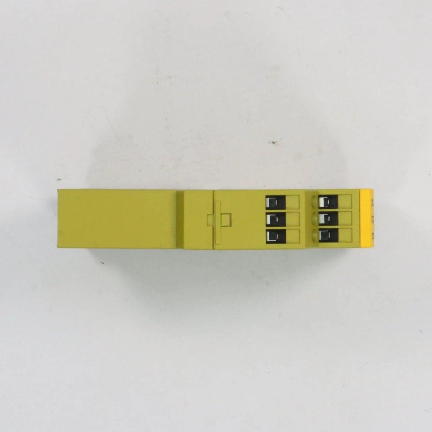 Pilz PNOZ X2 1 24VAC DC 2n o Safety Relay 774306