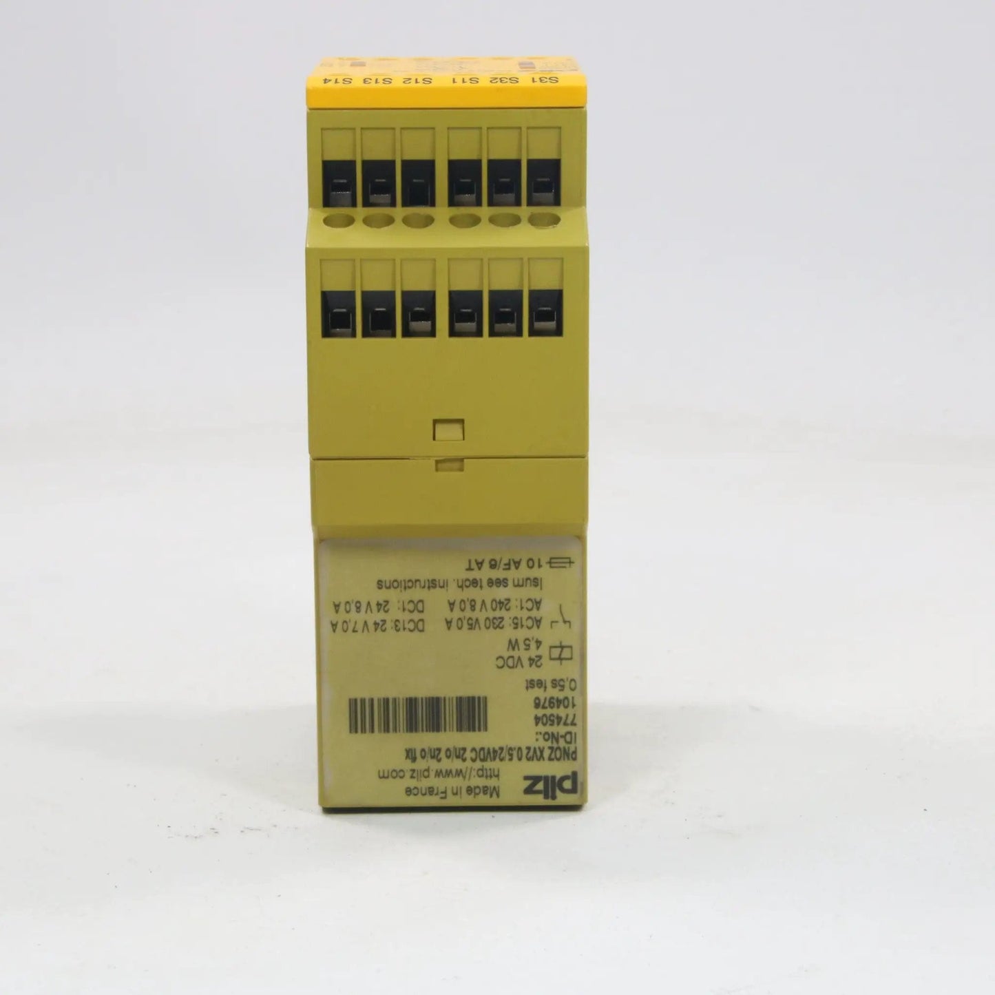 Pilz PNOZ XV2 774504 Safety Relay