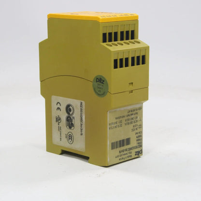 Pilz PNOZ XV2 774504 Safety Relay